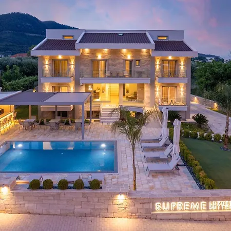 Aparthotel Supreme Luxury