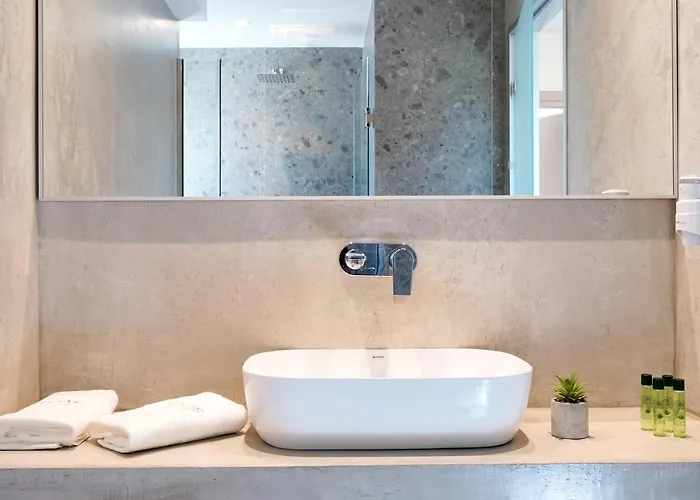 Aparthotel Supreme Luxury 4*