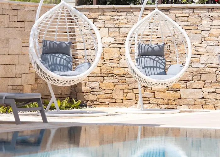 Supreme Luxury アパートホテル 4*